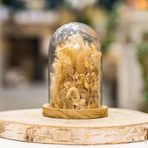 Cloche en fleurs séchées